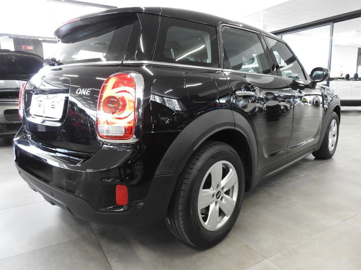 MINI Mini Countryman 1.5 One Hype Countryman (8)
