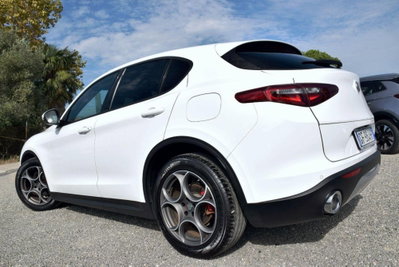 Alfa Romeo Stelvio Stelvio 2.2 Turbodiesel 160 CV AT8 RWD Sprint (18)