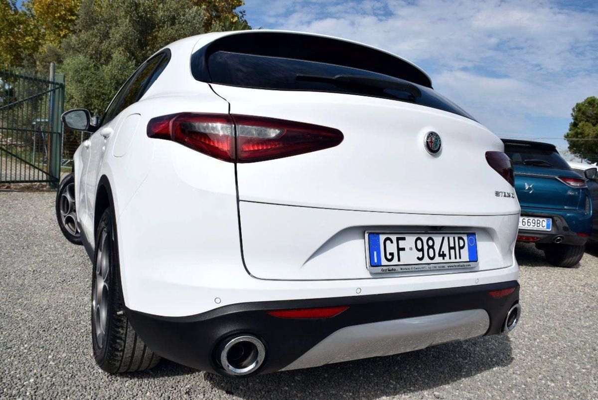 Alfa Romeo Stelvio Stelvio 2.2 Turbodiesel 160 CV AT8 RWD Sprint (4)