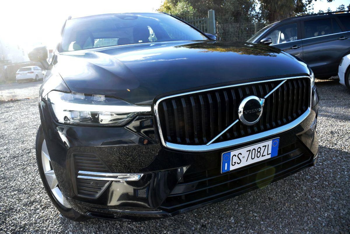 Volvo XC60 B4 automatico Core (9)