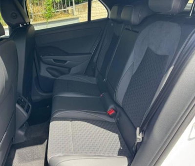 Volkswagen T-Roc 1.5 tsi R-Line dsg (6)
