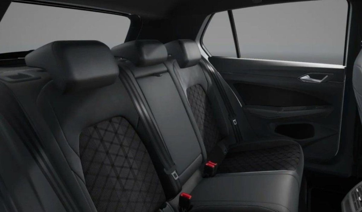 Volkswagen Golf Variant 1.5 eTSI 150 CV EVO ACT DSG R-Line (8)