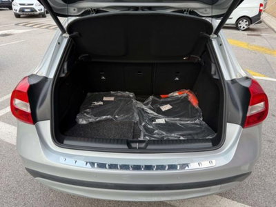 Mercedes-Benz GLA SUV 200 CDI Executive (8)