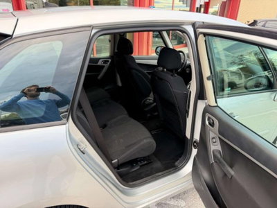 Citroen C4 Picasso 1.6 HDi 110 FAP Ideal (10)