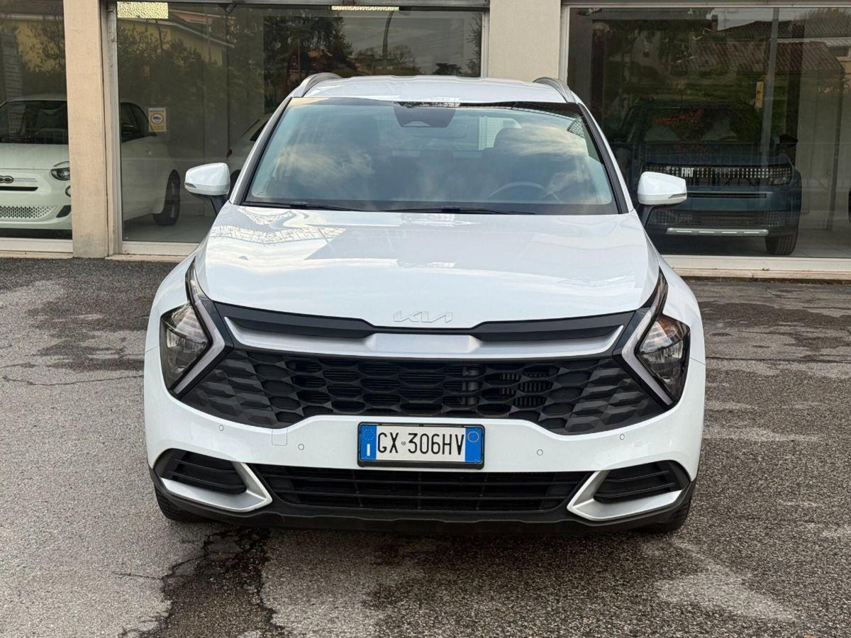Kia Sportage 1.6 CRDI 136 DCT7 2WD Mild Hybrid Black Edition (2)