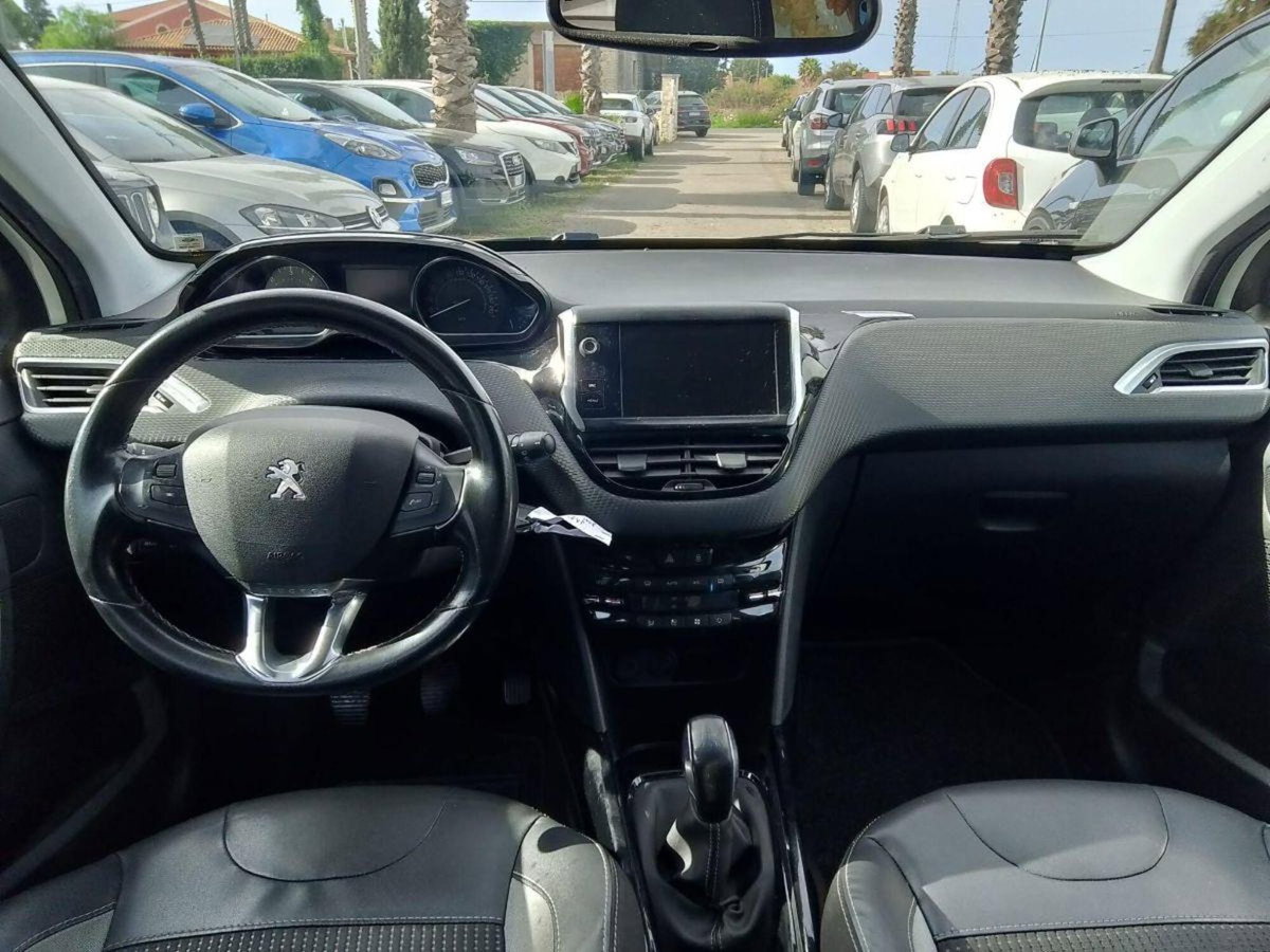 Peugeot 2008 100 S&S Allure