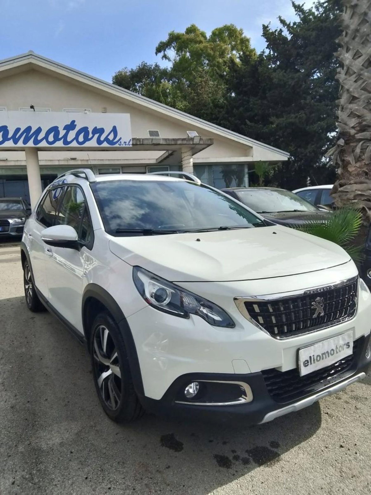 Peugeot 2008 100 S&S Allure (2)