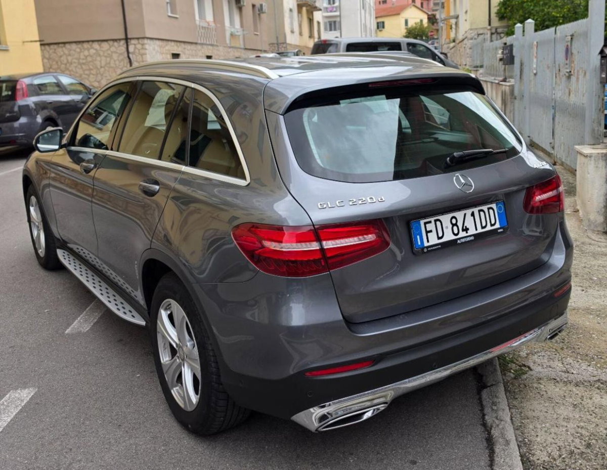 Mercedes-Benz GLC Coupé 220 d 4Matic Coupé Executive (11)