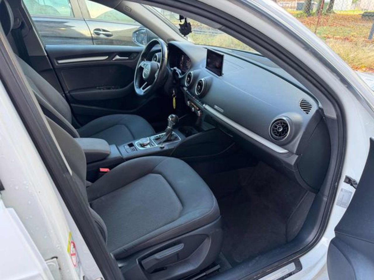 Audi A3 Sportback 30 TDI S tronic Admired (12)
