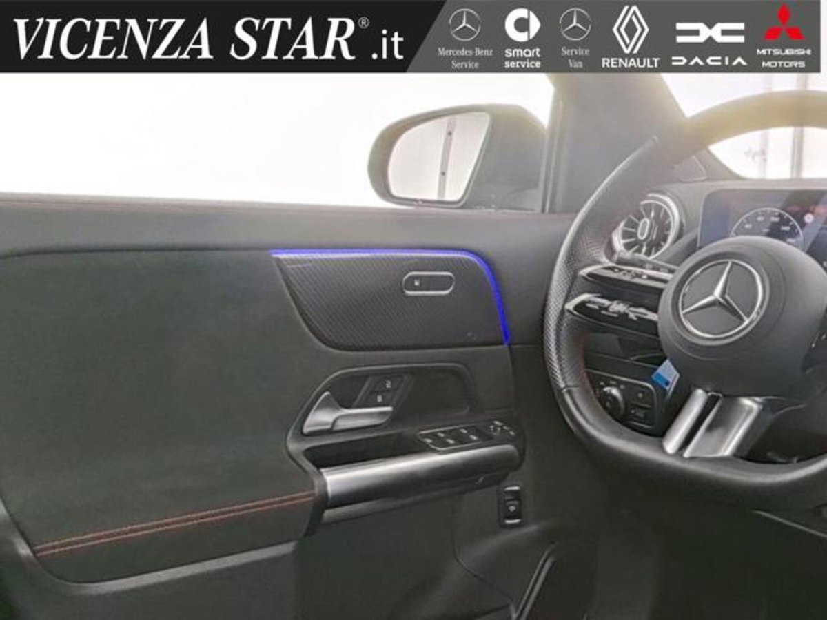 Mercedes-Benz GLA SUV 200 AMG Line Premium auto (8)