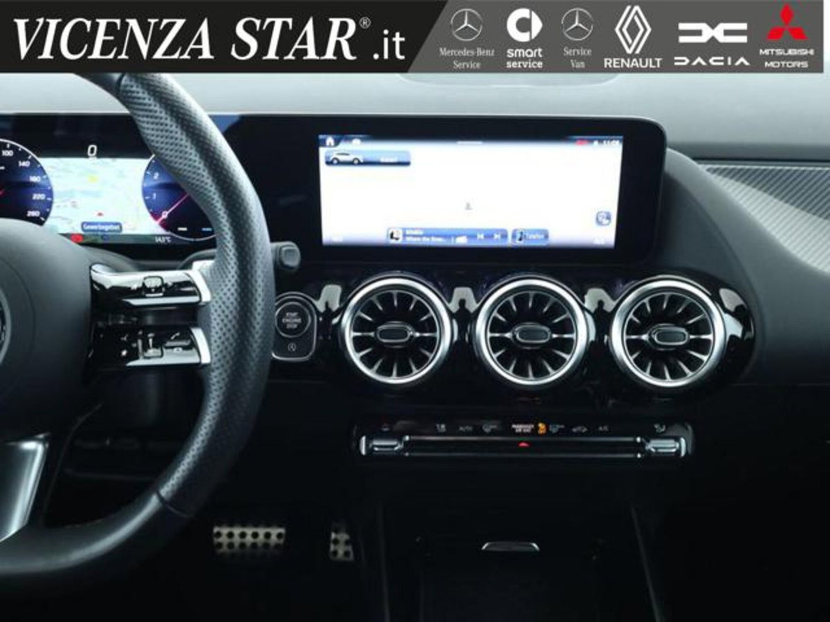 Mercedes-Benz GLA SUV 200 d AMG Line Premium Plus 4matic auto (8)