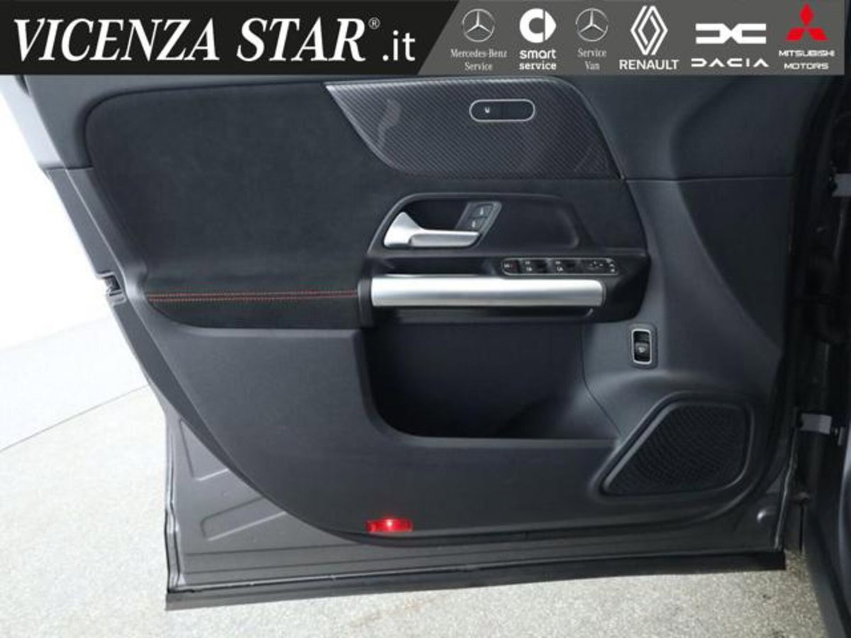 Mercedes-Benz GLA SUV 200 d AMG Line Premium Plus 4matic auto (9)