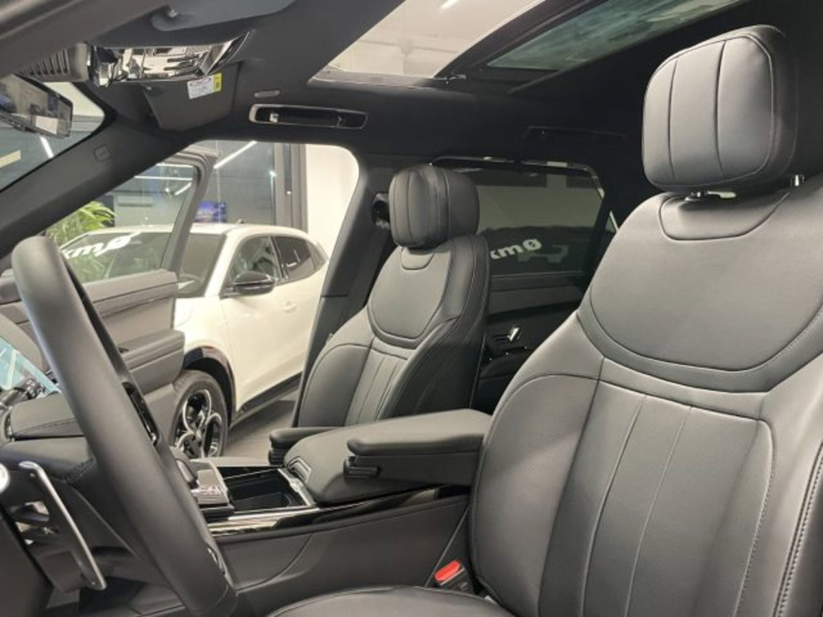Land Rover Range Rover Sport 3.0D l6 300 CV HSE Dynamic Stealth (3)