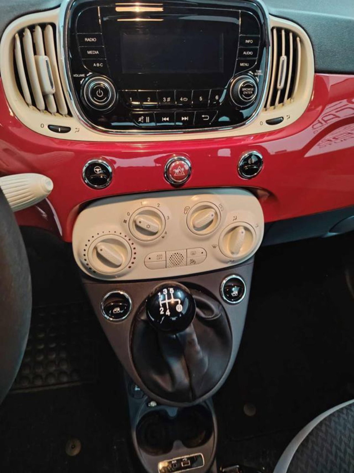 Fiat 500 1.2 Lounge (8)