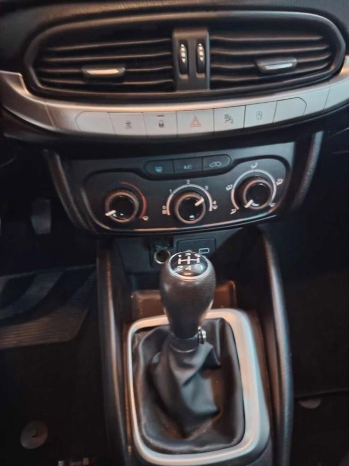 Fiat Tipo Tipo 1.3 Mjt 4 porte Lounge (8)
