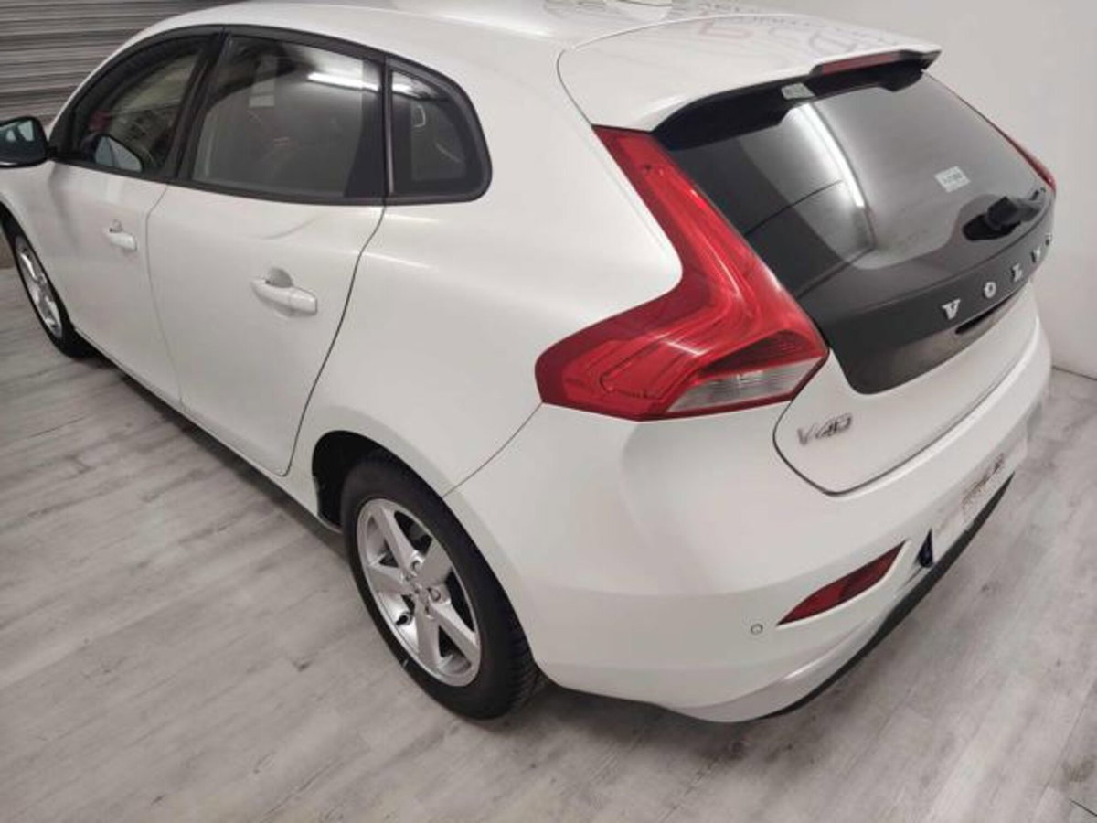 Volvo V40 D2 Geartronic N1 (4)