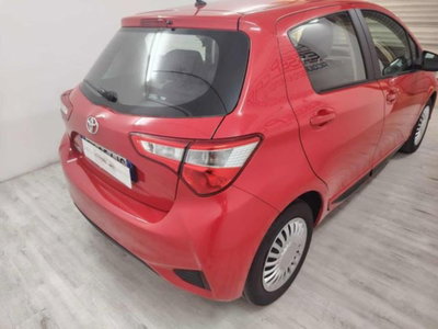 Toyota Yaris 1.0 5 porte Active (3)