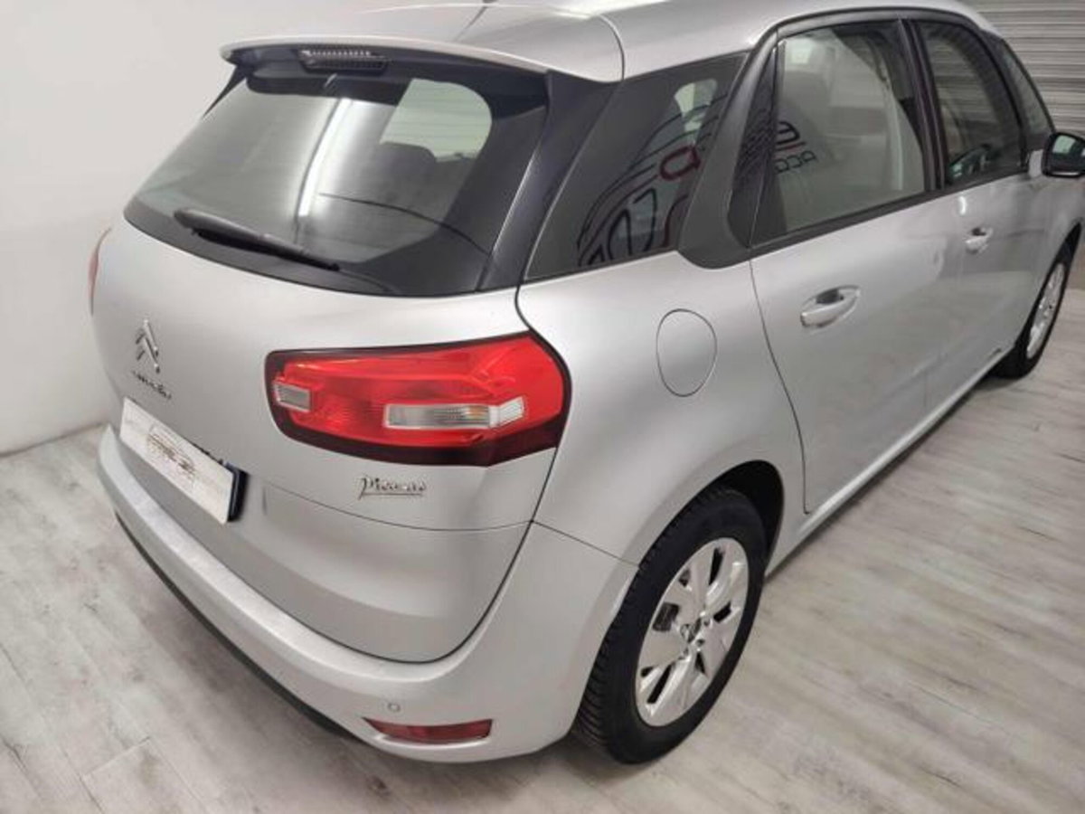 Citroen C4 Picasso 1.6 e-HDi 115 Exclusive (3)