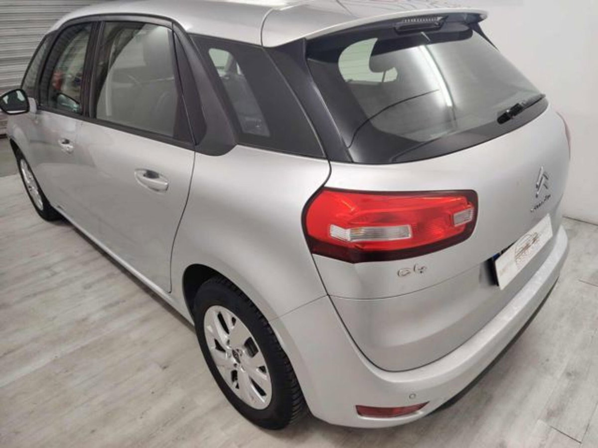 Citroen C4 Picasso 1.6 e-HDi 115 Exclusive (4)