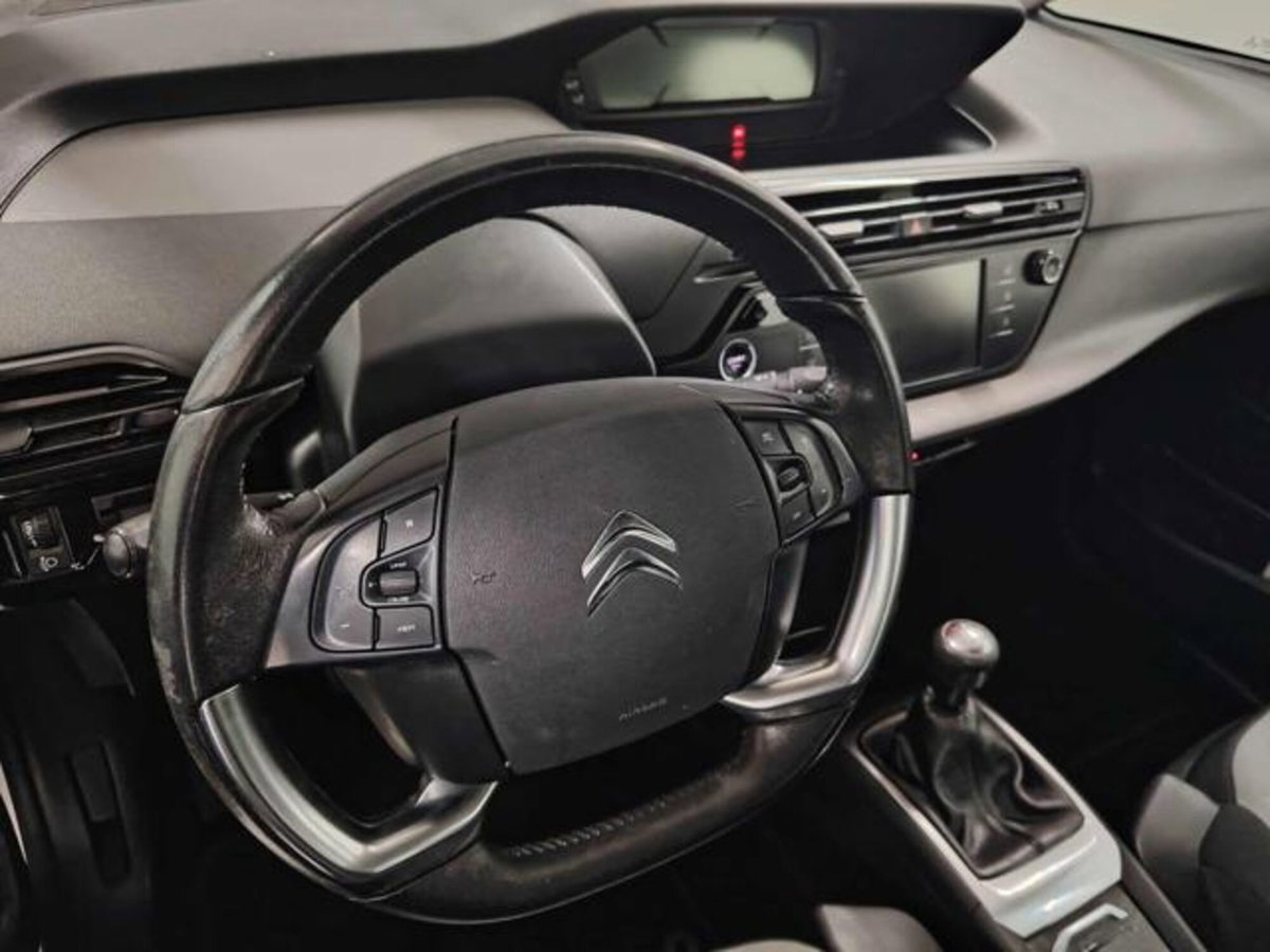 Citroen C4 Picasso 1.6 e-HDi 115 Exclusive (5)