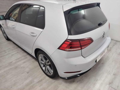 Volkswagen Golf 1.6 TDI 115 CV DSG 5p. Highline BlueMotion Technology (4)