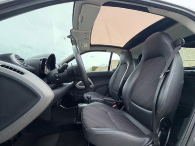 smart Fortwo 1000 52 kW MHD coupé passion (10)