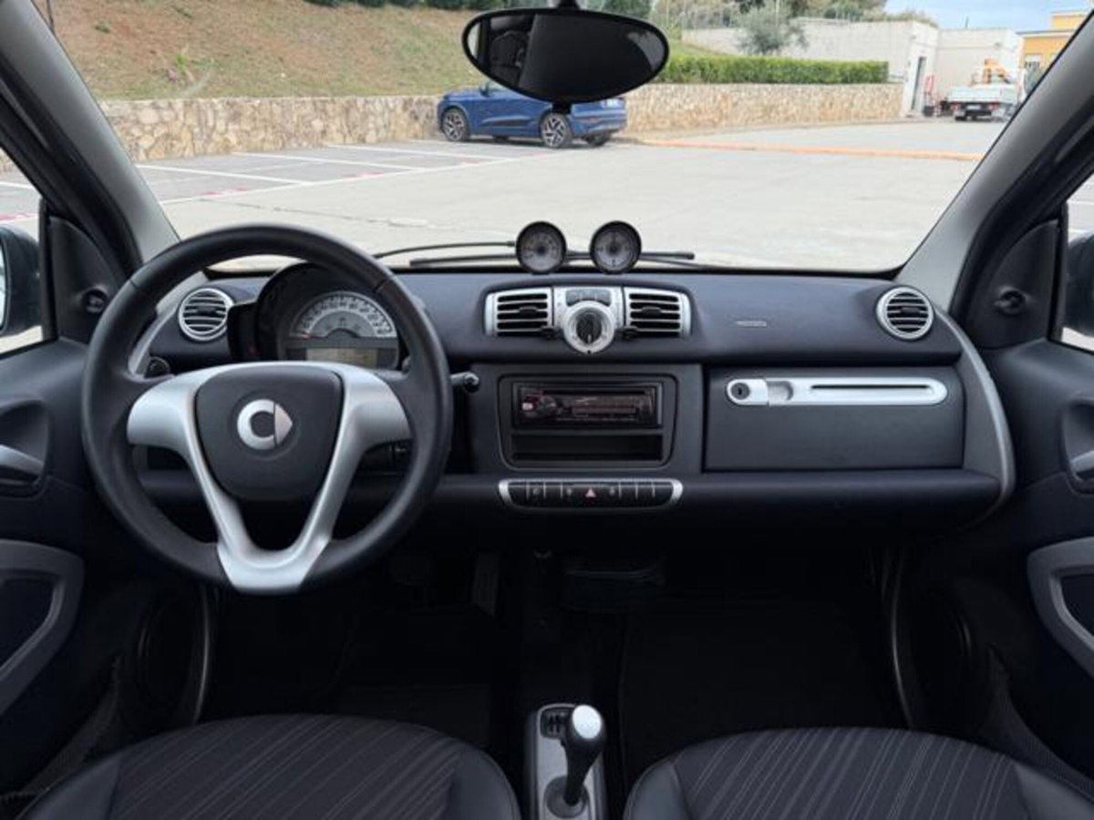 smart Fortwo 1000 52 kW MHD coupé passion (13)