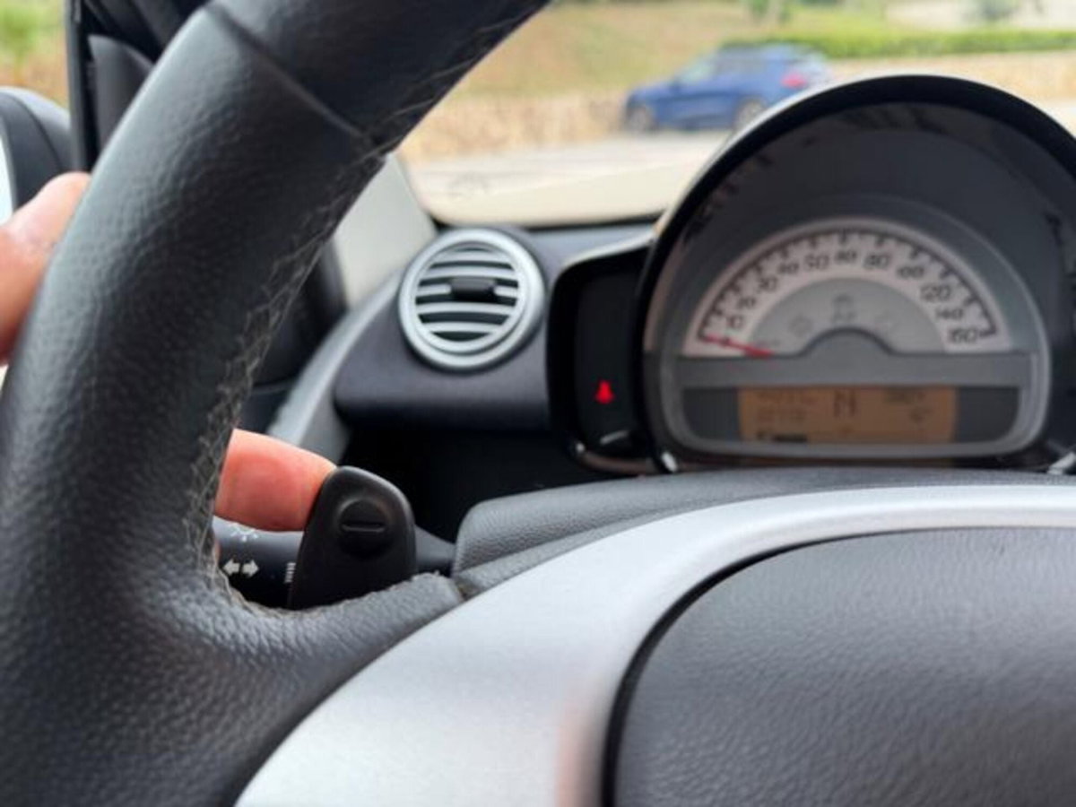 smart Fortwo 1000 52 kW MHD coupé passion (19)