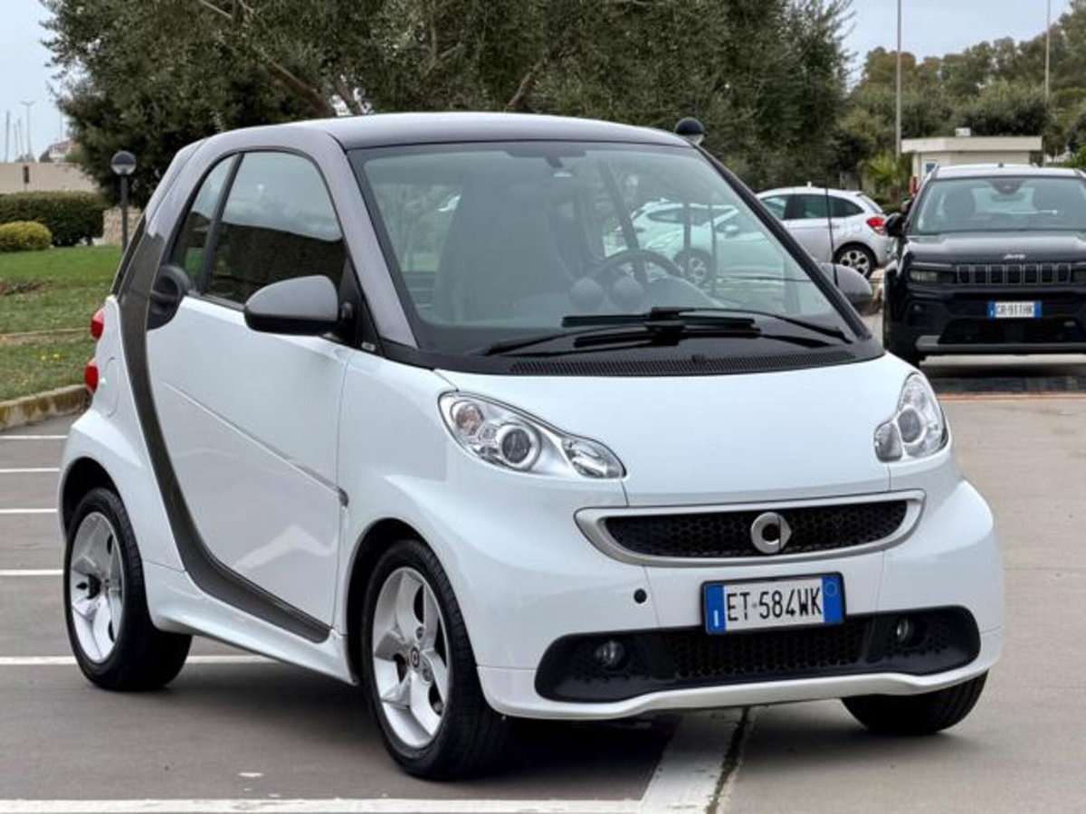 smart Fortwo 1000 52 kW MHD coupé passion (3)