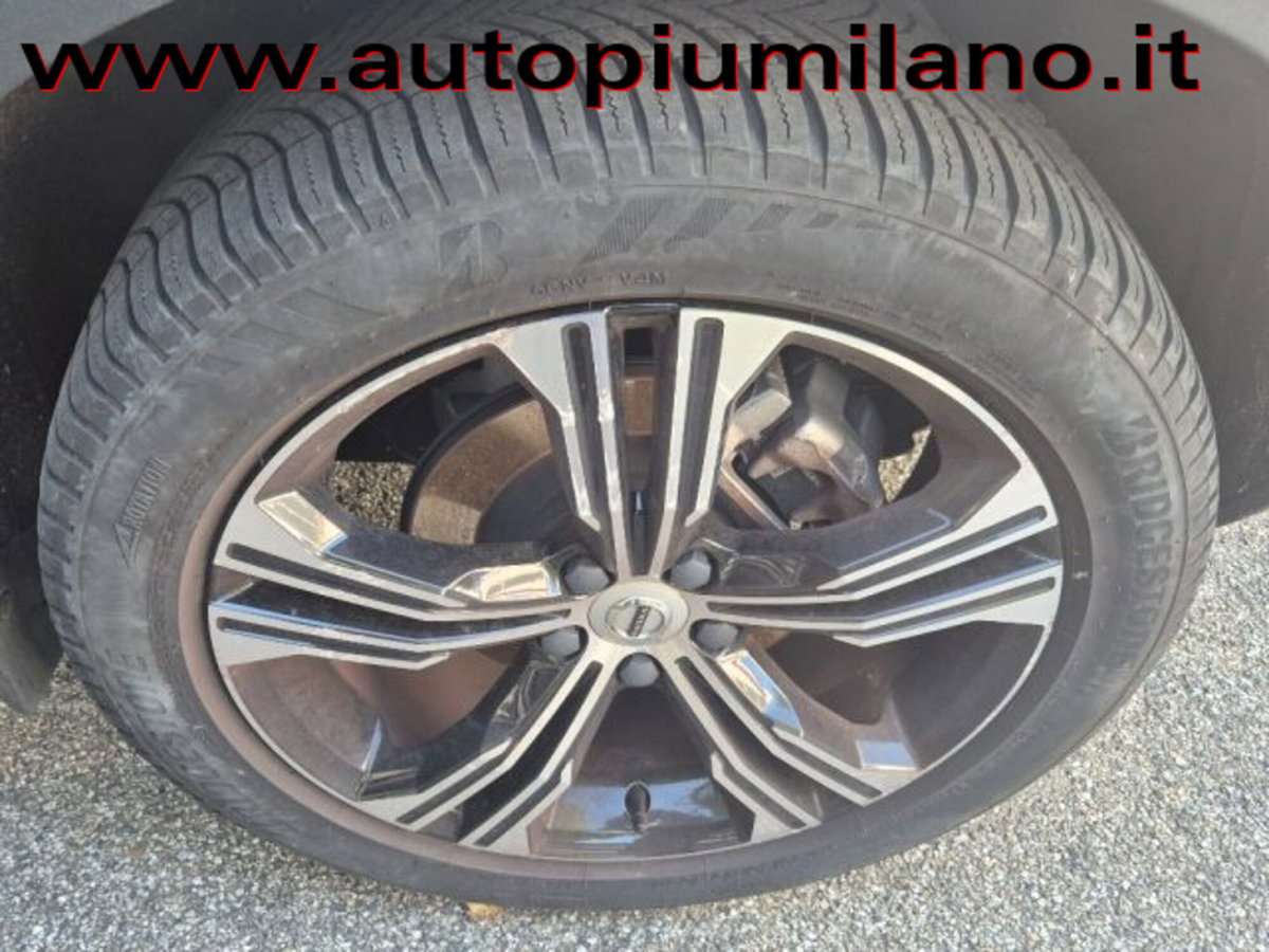 Volvo XC40 T5 Recharge Plug-in Hybrid Inscription Expression (11)