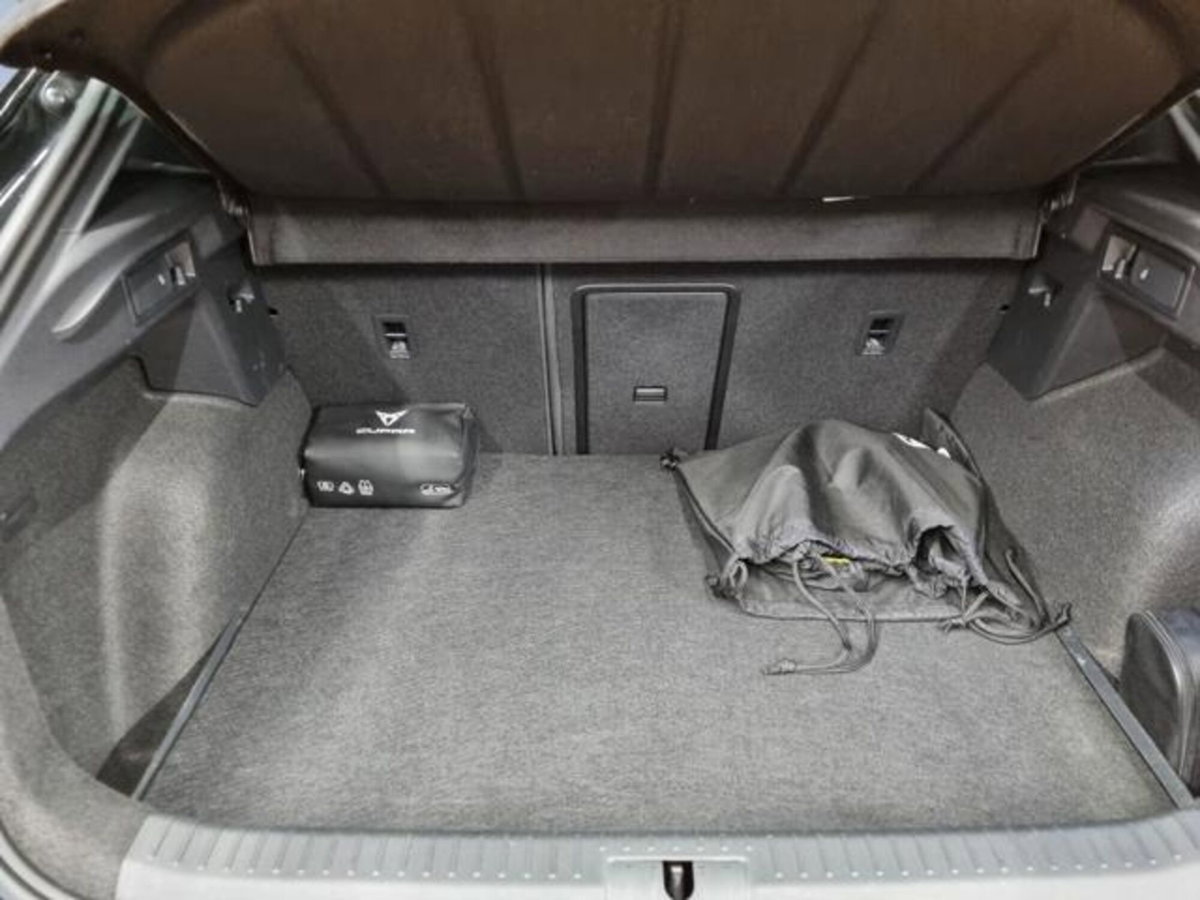 Cupra Formentor Formentor 1.4 e-Hybrid DSG (14)