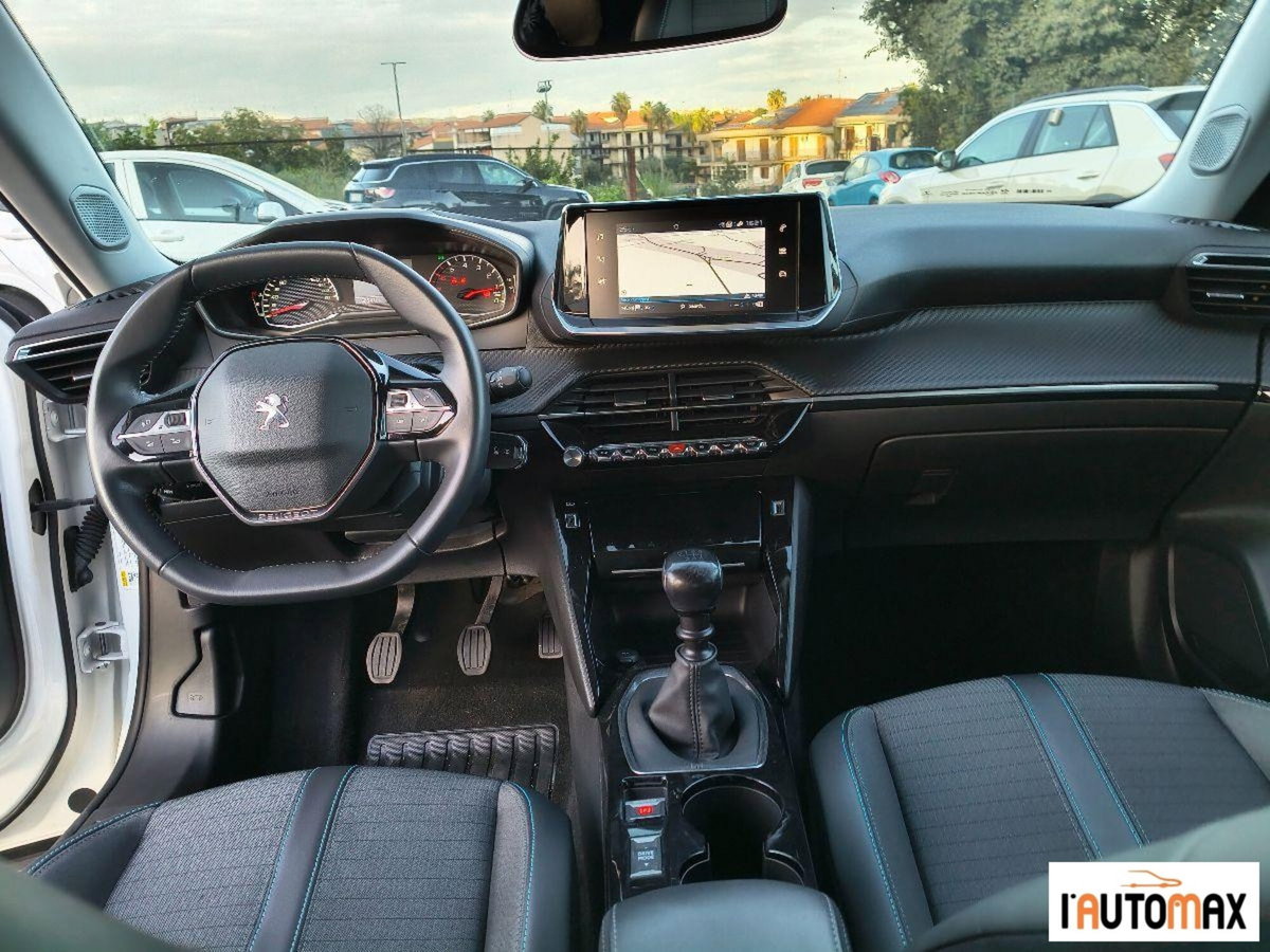Peugeot 2008 BlueHDi 110 S&S Allure (16)
