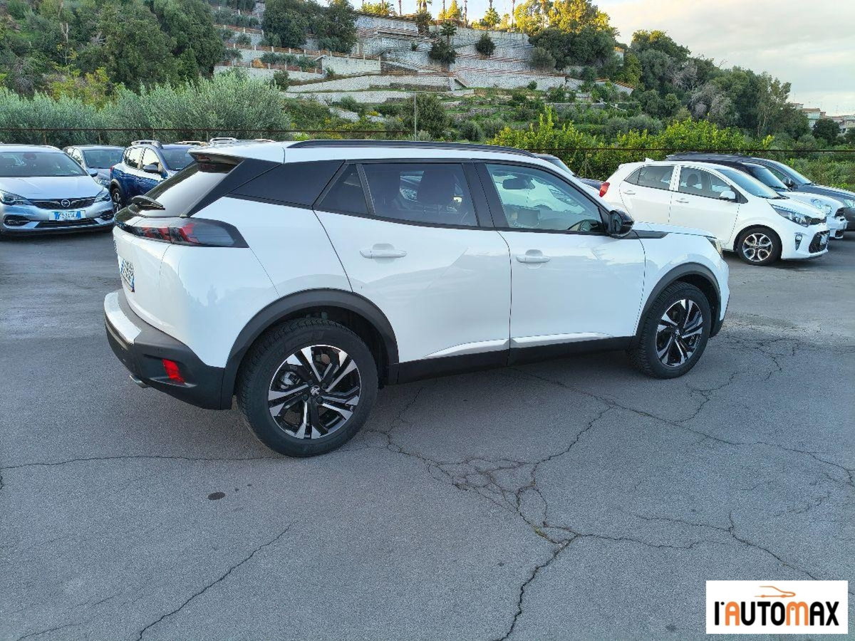 Peugeot 2008 BlueHDi 110 S&S Allure (4)