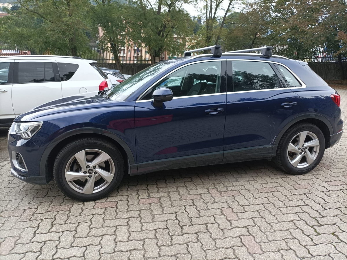 Audi Q3 35 TDI quattro S tronic Business Advanced (3)