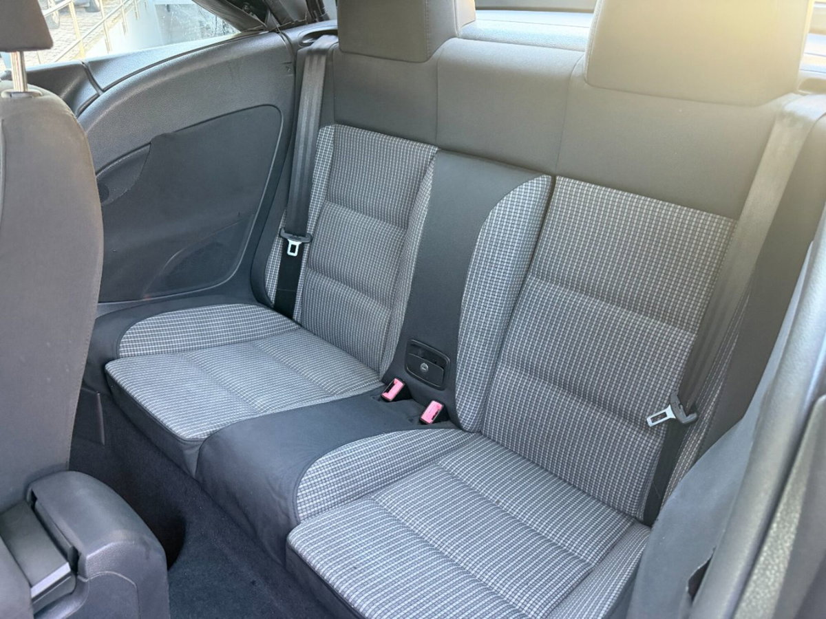 Volkswagen Eos 16V FSI (8)