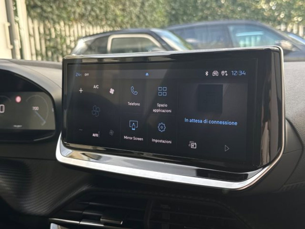 Peugeot 2008 PureTech 100 S&S Allure (20)