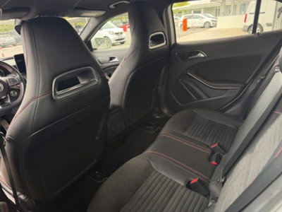 Mercedes-Benz GLA SUV 200 d Automatic 4Matic Premium (13)