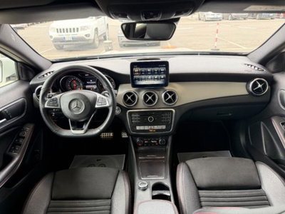 Mercedes-Benz GLA SUV 200 d Automatic 4Matic Premium (14)