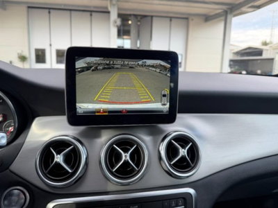 Mercedes-Benz GLA SUV 200 d Automatic 4Matic Premium (15)