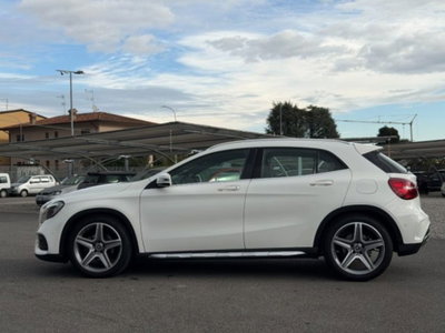 Mercedes-Benz GLA SUV 200 d Automatic 4Matic Premium (8)
