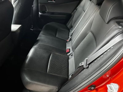 Toyota Toyota C-HR 2.0 Hybrid E-CVT Premiere (13)