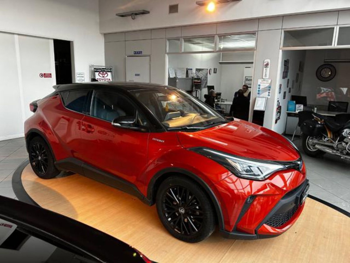 Toyota Toyota C-HR 2.0 Hybrid E-CVT Premiere (3)
