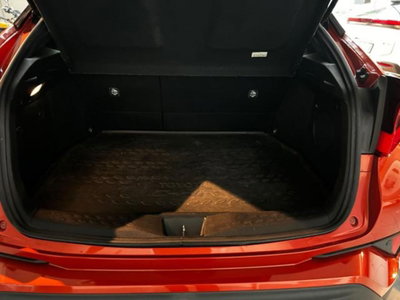 Toyota Toyota C-HR 2.0 Hybrid E-CVT Premiere (8)