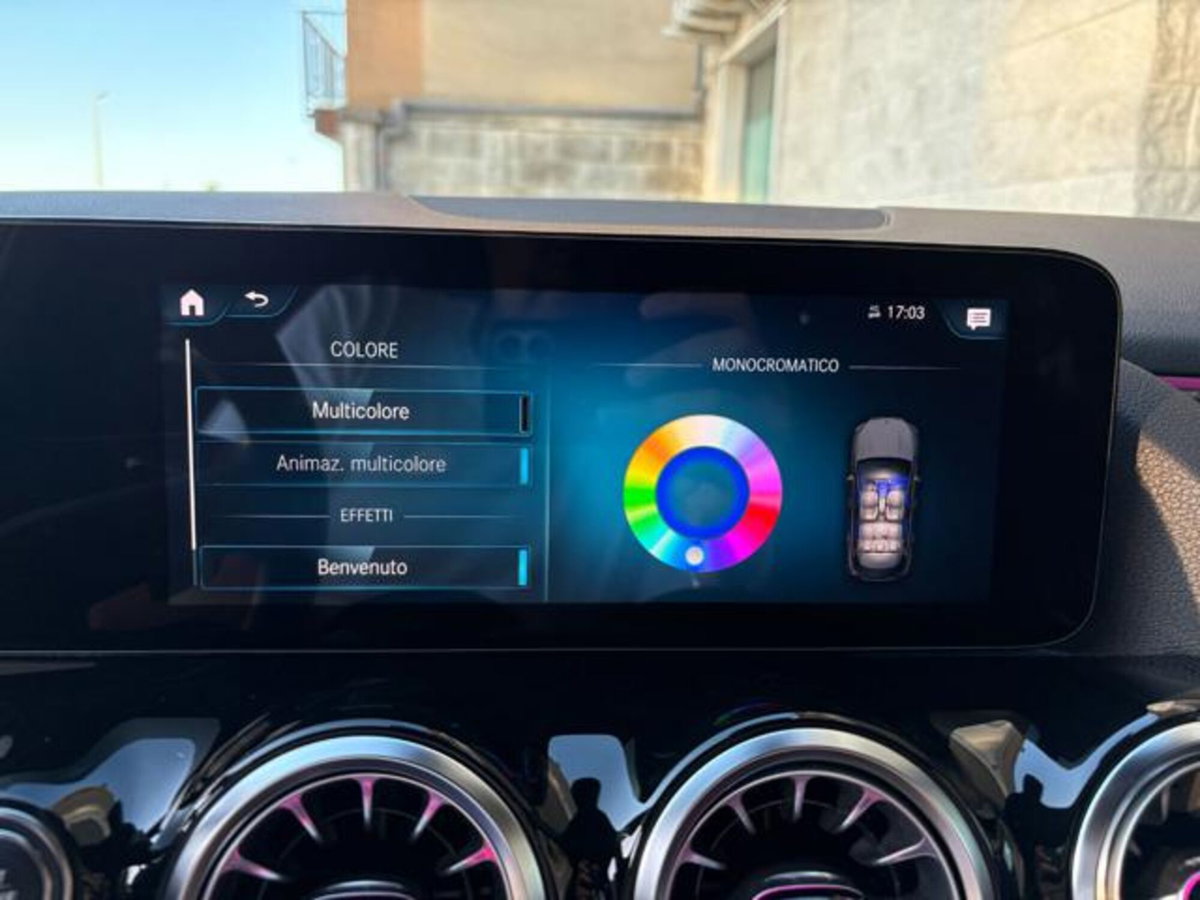 Mercedes-Benz GLA SUV 180 d Automatic Premium (19)