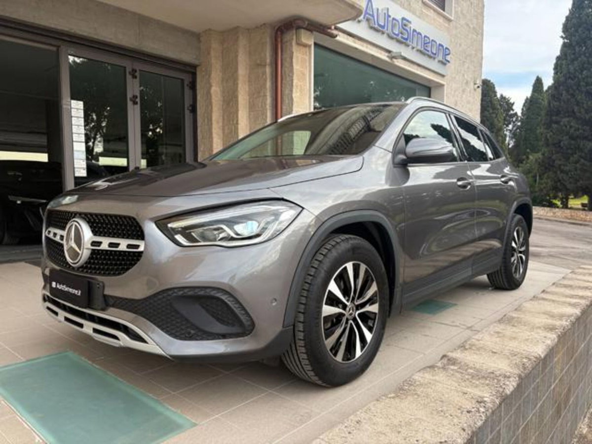 Mercedes-Benz GLA SUV 180 d Business Extra auto