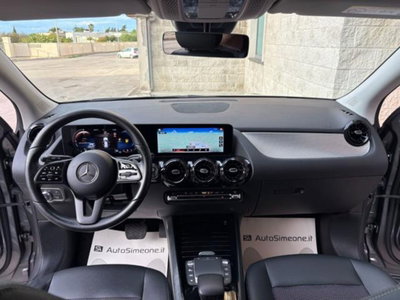 Mercedes-Benz GLA SUV 180 d Business Extra auto (12)