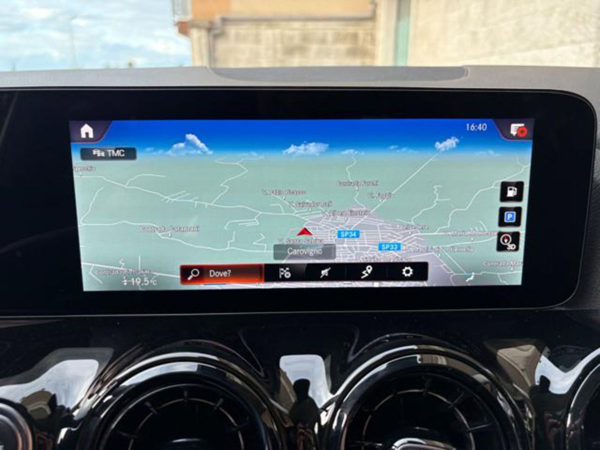 Mercedes-Benz GLA SUV 180 d Business Extra auto (17)