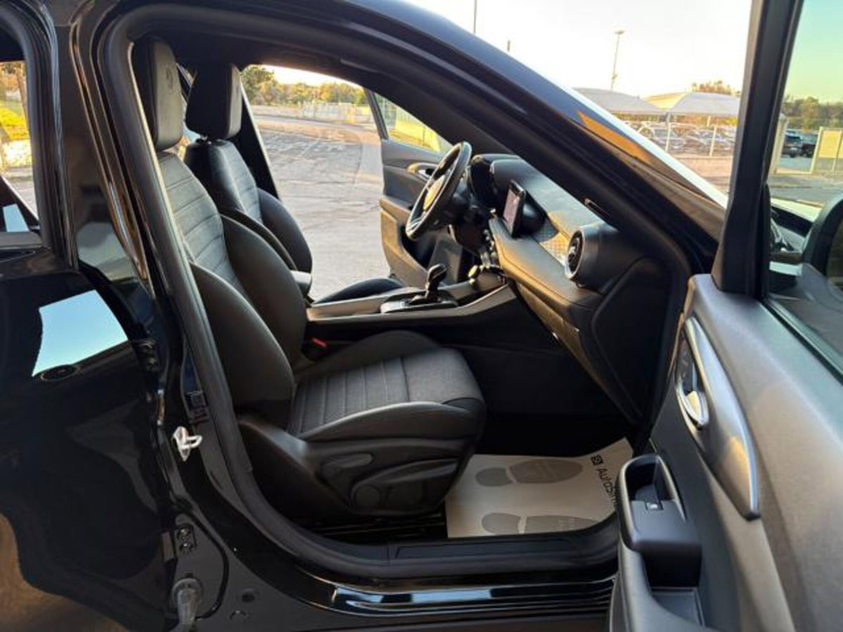Alfa Romeo Tonale Tonale 1.5 160 CV MHEV TCT7 Ti (9)