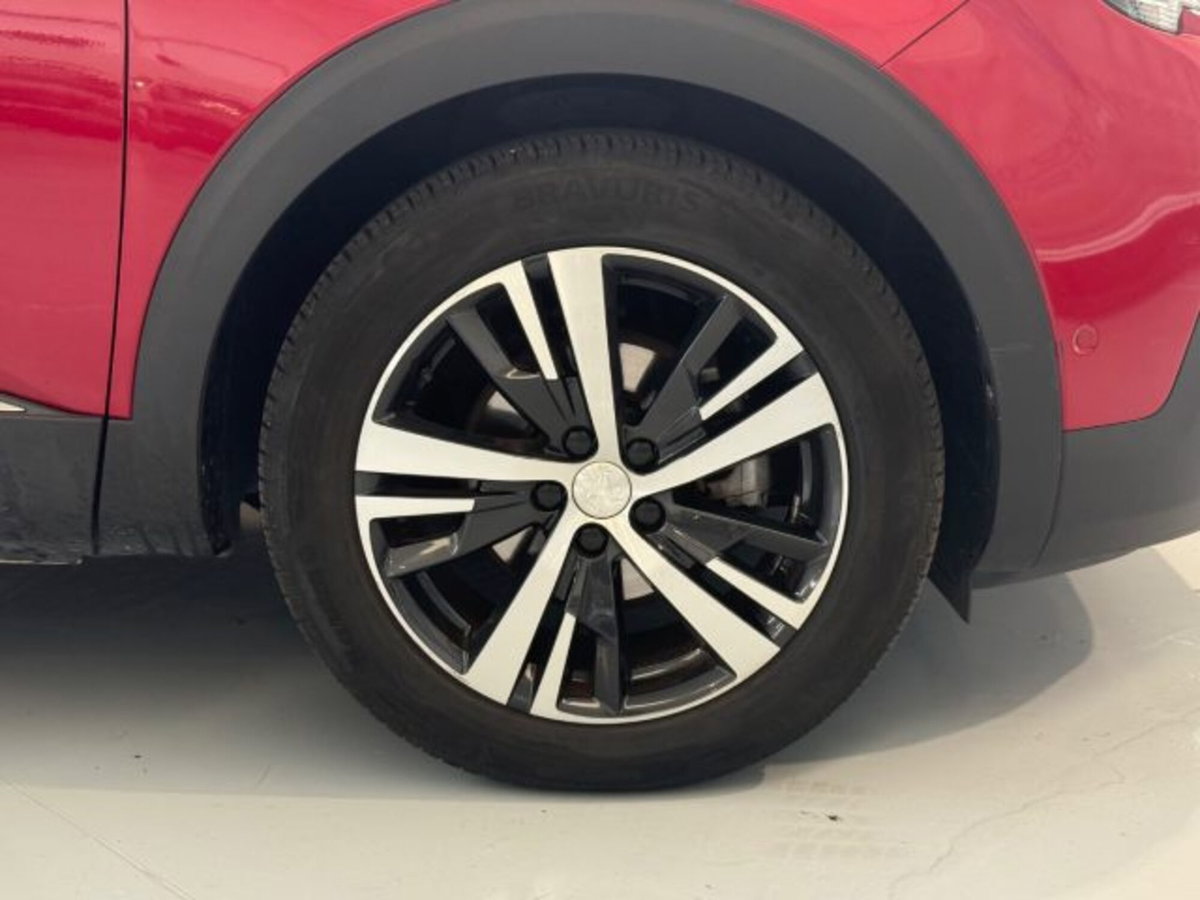 Peugeot 3008 PureTech Turbo 130 S&S EAT8 Allure (16)