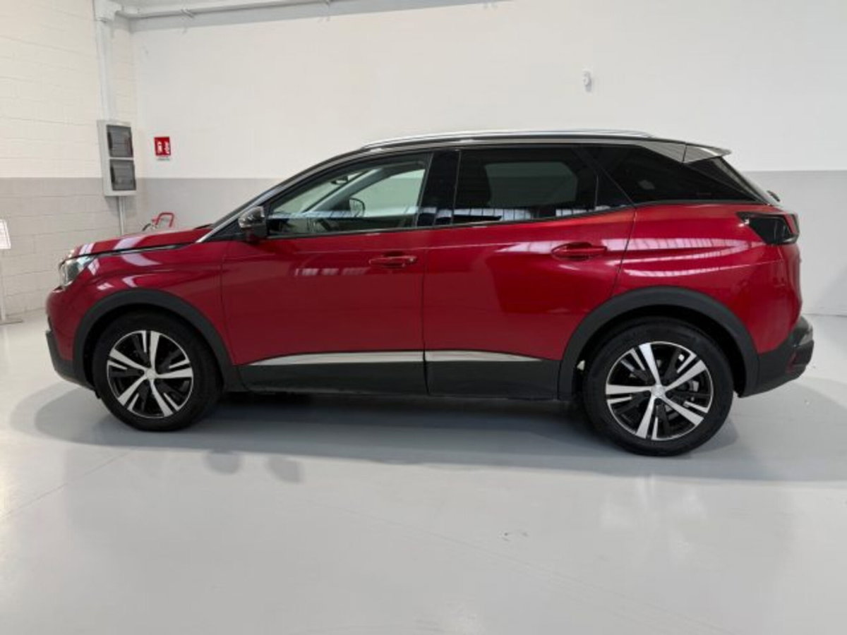 Peugeot 3008 PureTech Turbo 130 S&S EAT8 Allure (8)